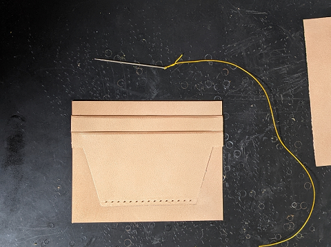 2つめのポケット貼り付け