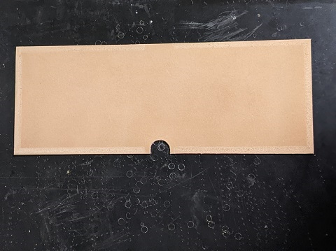 内側のベースの接着面を荒らす