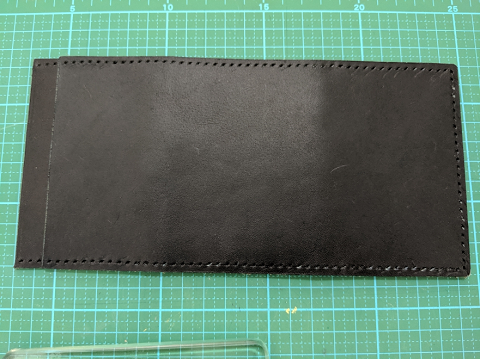 菱目打ちによる穴あけ